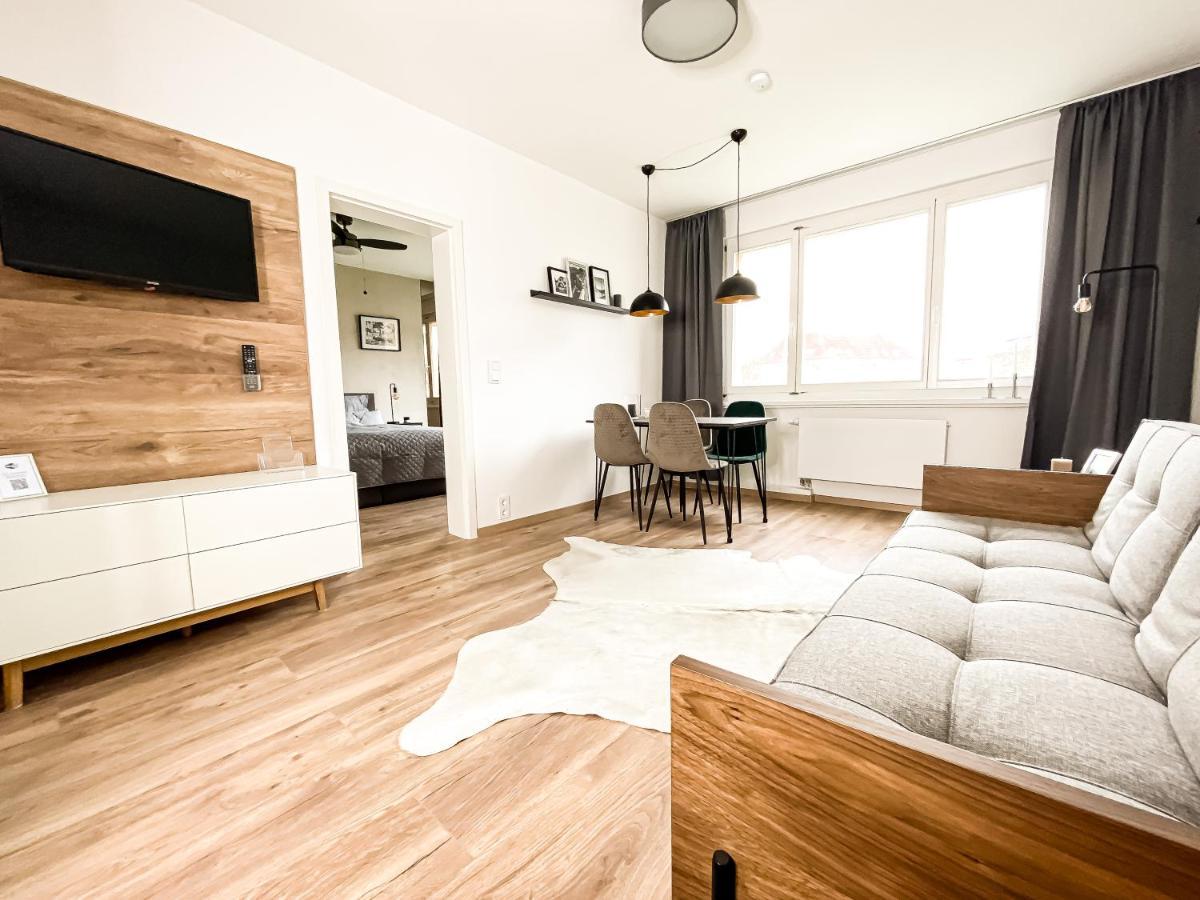 Modernes, Mediales Apartment, Naehe Der Neuen Leipziger Messe, Bis Vier Personen エクステリア 写真